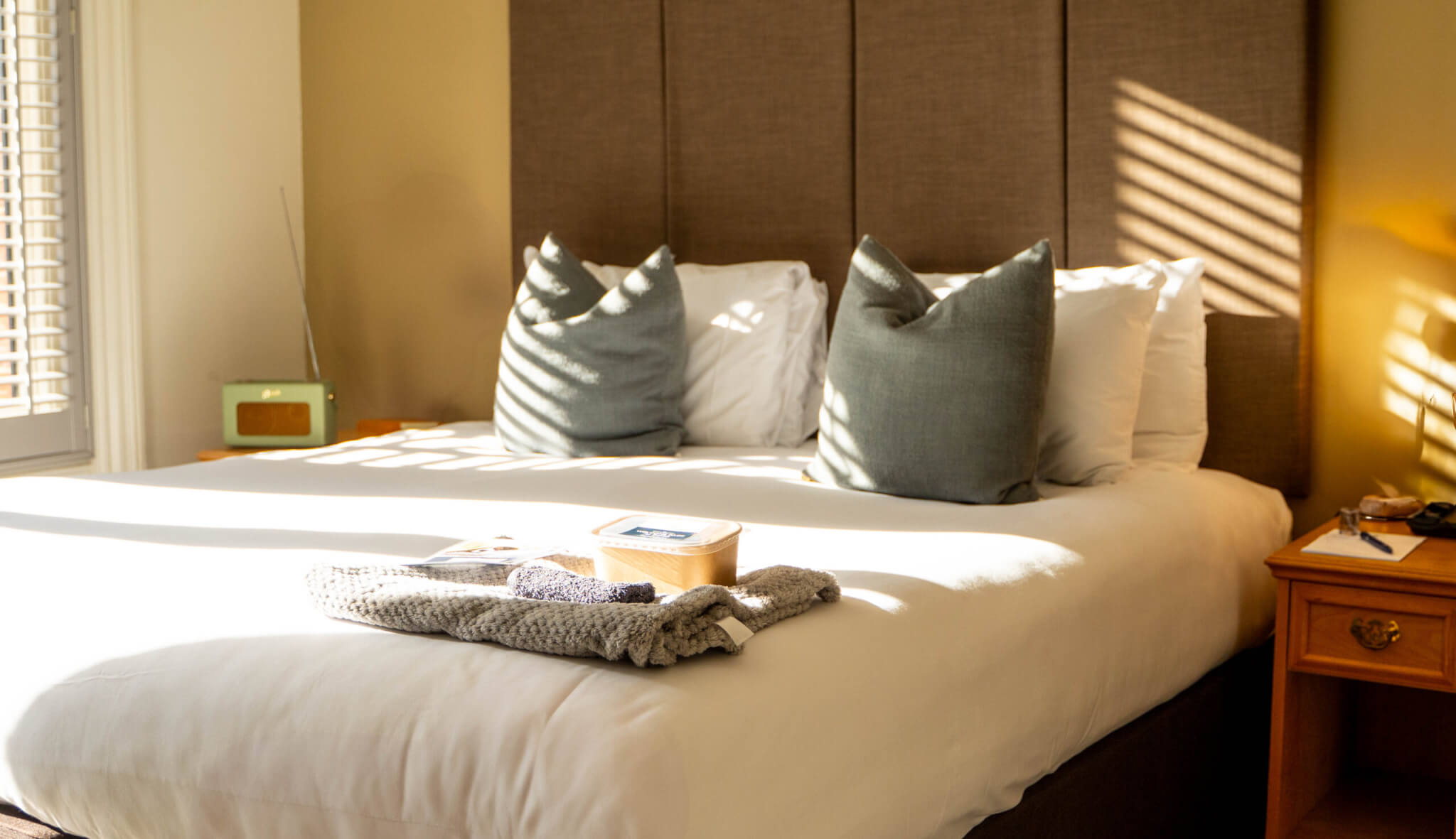 pub accommodation brockenhurst bedrooms scaled