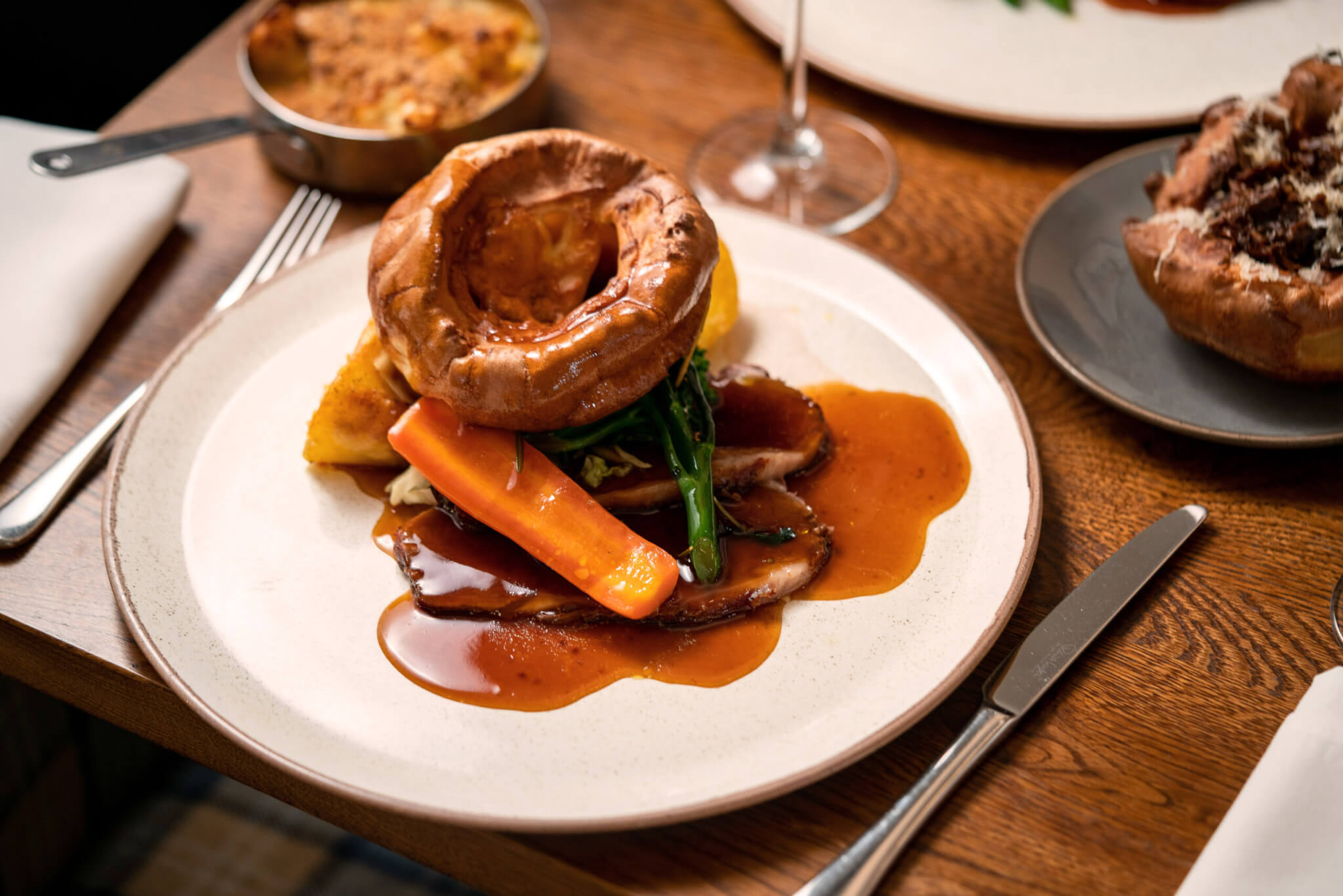 sunday roast food service times scaled