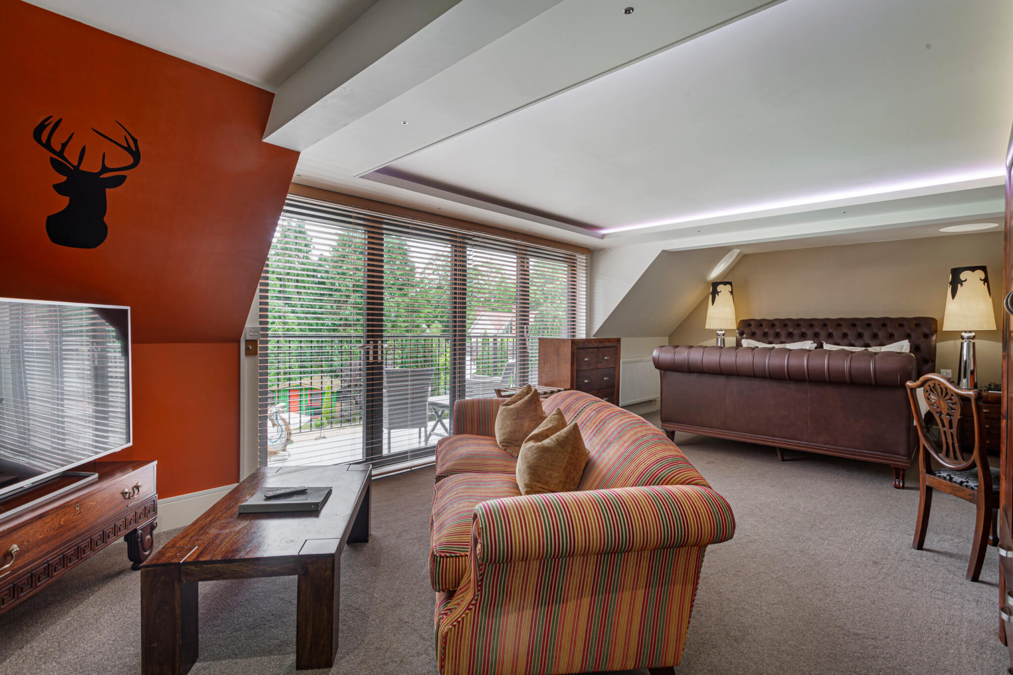 Forest Park Hotel Deluxe Suite Bedroom Space scaled