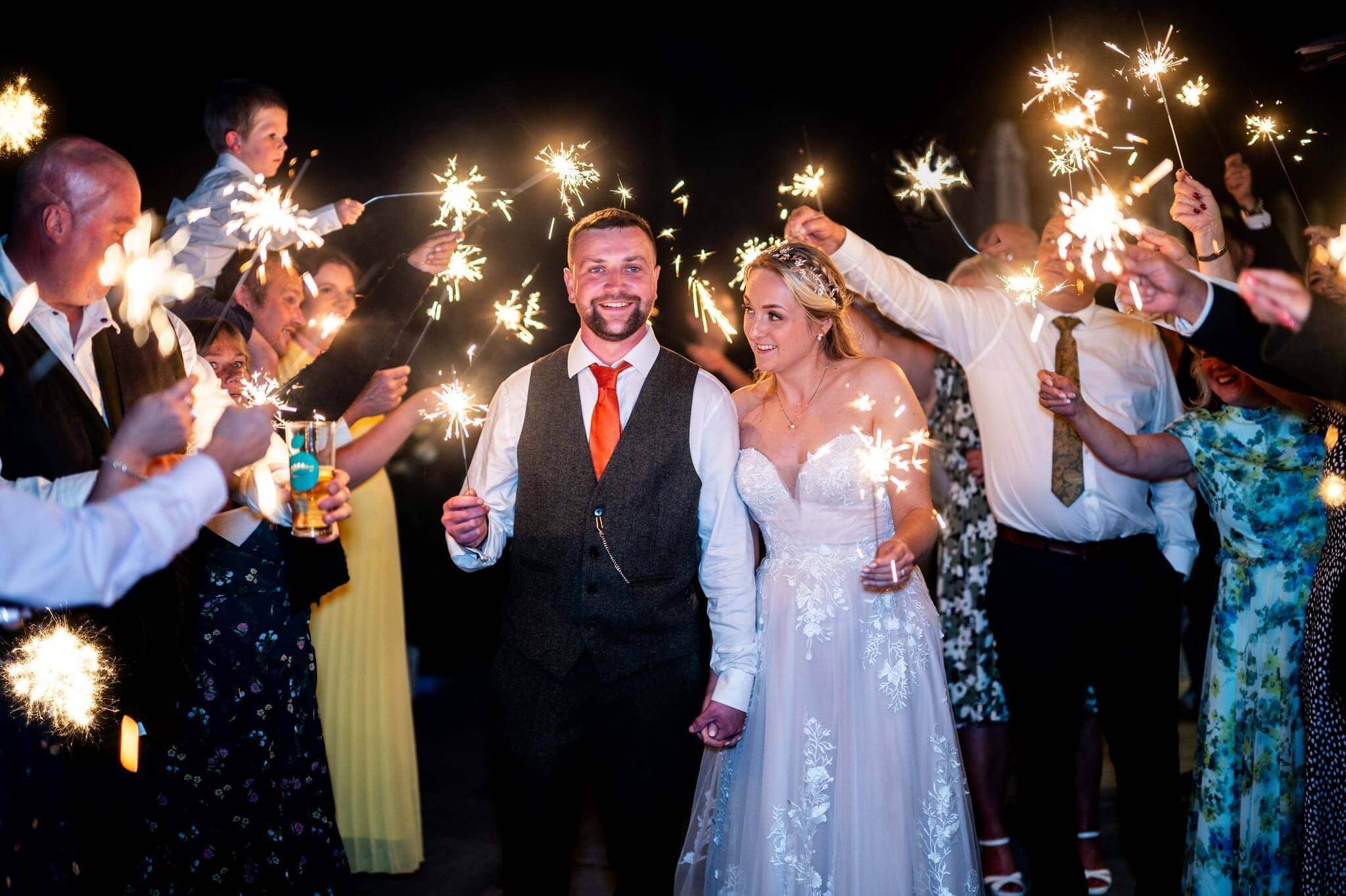 book pub wedding