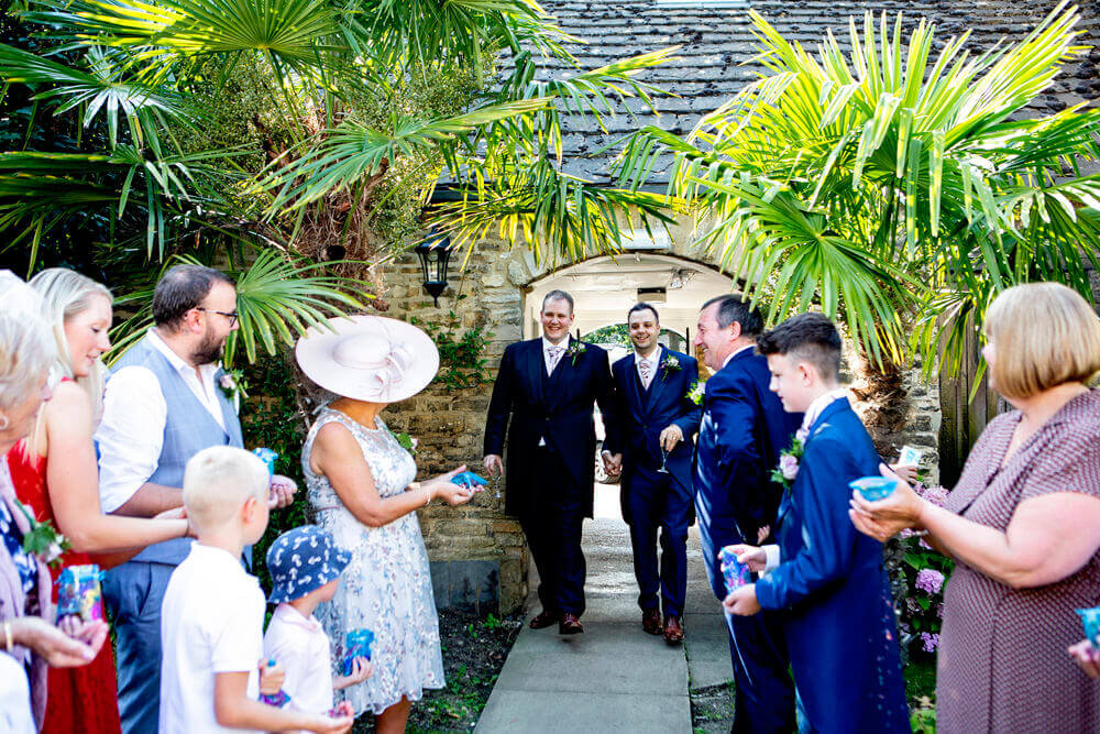 pub weddings